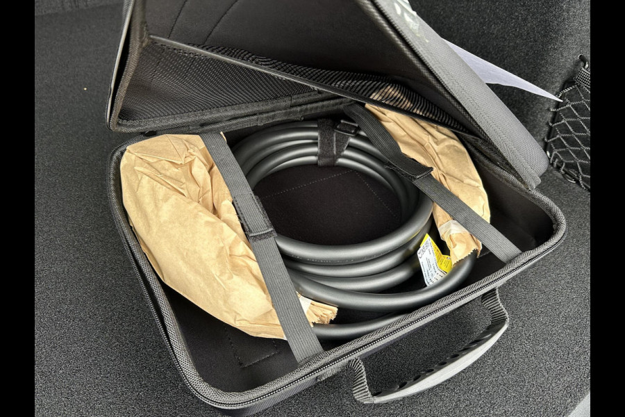 MG EHS 1.5 TGDI Luxury 15KM! NIEUWE AUTO| 360 CAMERA| ELEK. ACHTERKLEP| 7 JAAR MG GARANTIE| APPLE CARPLAY| ANDROID AUTO| STOELVERWARMING| FULL LED| ELEK. STOELEN|