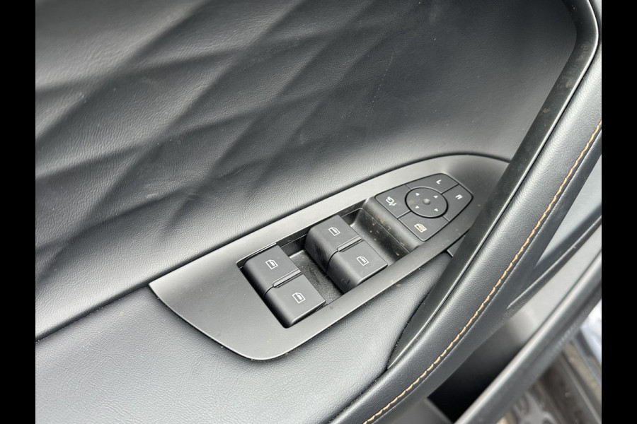 MG EHS 1.5 TGDI Luxury 15KM! NIEUWE AUTO| 360 CAMERA| ELEK. ACHTERKLEP| 7 JAAR MG GARANTIE| APPLE CARPLAY| ANDROID AUTO| STOELVERWARMING| FULL LED| ELEK. STOELEN|