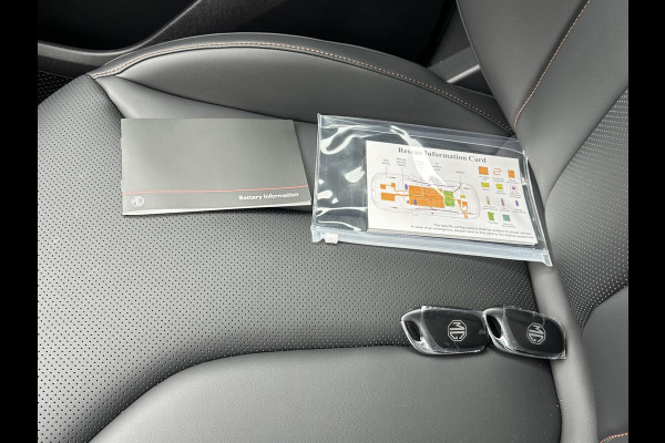 MG EHS 1.5 TGDI Luxury 15KM! NIEUWE AUTO| 360 CAMERA| ELEK. ACHTERKLEP| 7 JAAR MG GARANTIE| APPLE CARPLAY| ANDROID AUTO| STOELVERWARMING| FULL LED| ELEK. STOELEN|