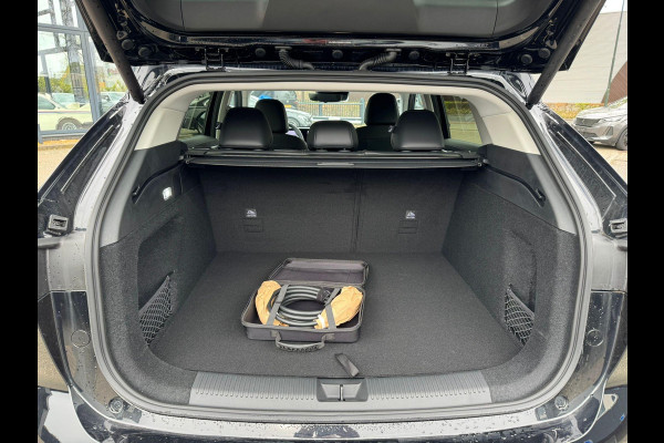 MG EHS 1.5 TGDI Luxury 13KM! NIEUWE AUTO| 360 CAMERA| ELEK. ACHTERKLEP| 7 JAAR MG GARANTIE| APPLE CARPLAY| ANDROID AUTO| STOELVERWARMING| FULL LED|