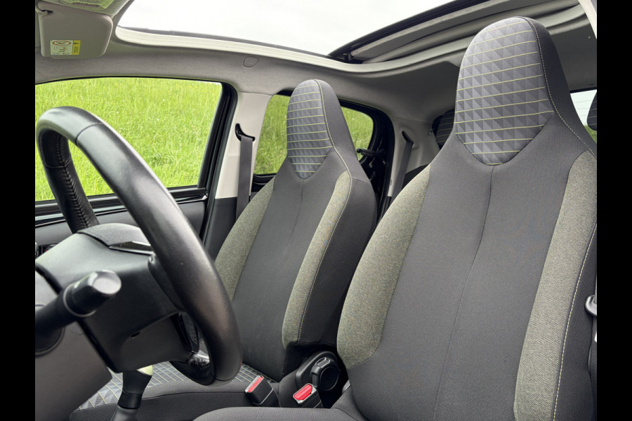 Peugeot 108 1.0 e-VTi Collection TOP! Stoelverwarming | Winterwielset | Climate Control | Apple Carplay