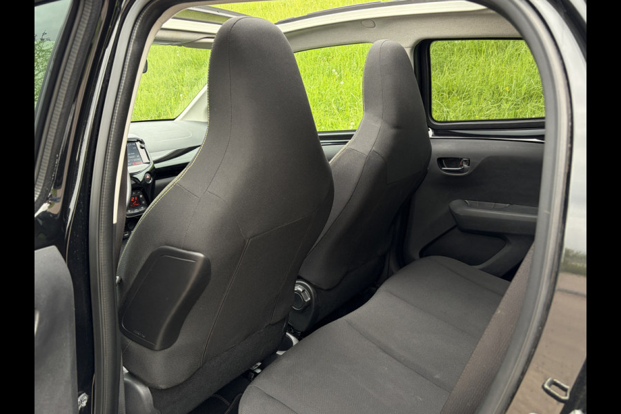 Peugeot 108 1.0 e-VTi Collection TOP! Stoelverwarming | Winterwielset | Climate Control | Apple Carplay