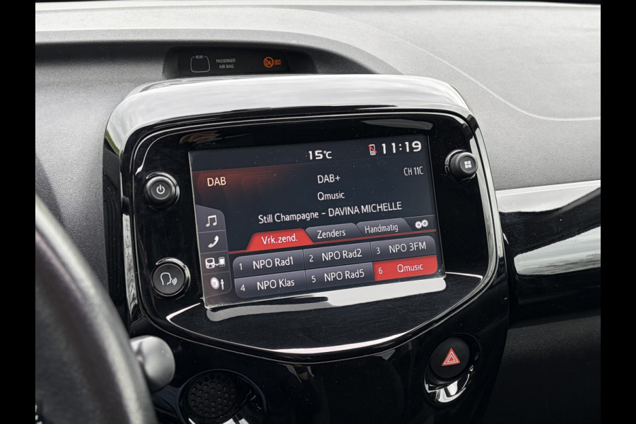 Peugeot 108 1.0 e-VTi Collection TOP! Stoelverwarming | Winterwielset | Climate Control | Apple Carplay