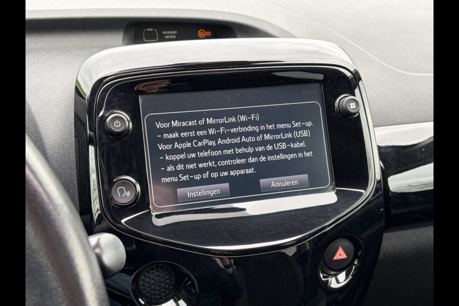 Peugeot 108 1.0 e-VTi Collection TOP! Stoelverwarming | Winterwielset | Climate Control | Apple Carplay