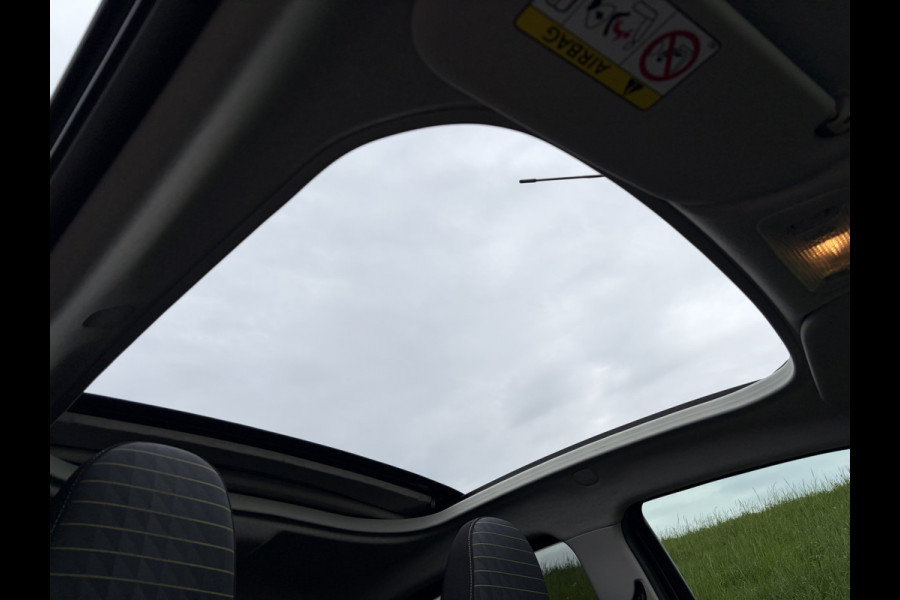 Peugeot 108 1.0 e-VTi Collection TOP! Stoelverwarming | Winterwielset | Climate Control | Apple Carplay