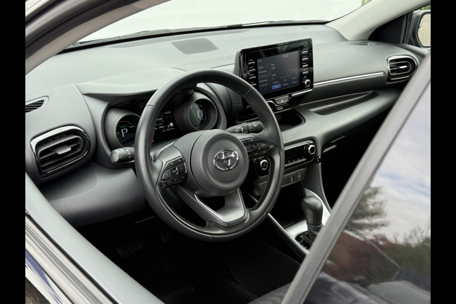 Toyota Yaris 1.5 Hybrid Dynamic | Trekhaak | CarPlay | ACC | Camera | Keyless | 16 inch