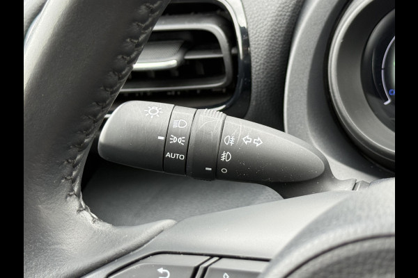 Toyota Yaris 1.5 Hybrid Dynamic | Trekhaak | CarPlay | ACC | Camera | Keyless | 16 inch
