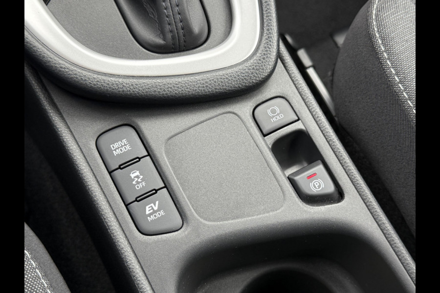 Toyota Yaris 1.5 Hybrid Dynamic | Trekhaak | CarPlay | ACC | Camera | Keyless | 16 inch