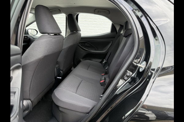 Toyota Yaris 1.5 Hybrid Dynamic | Trekhaak | CarPlay | ACC | Camera | Keyless | 16 inch