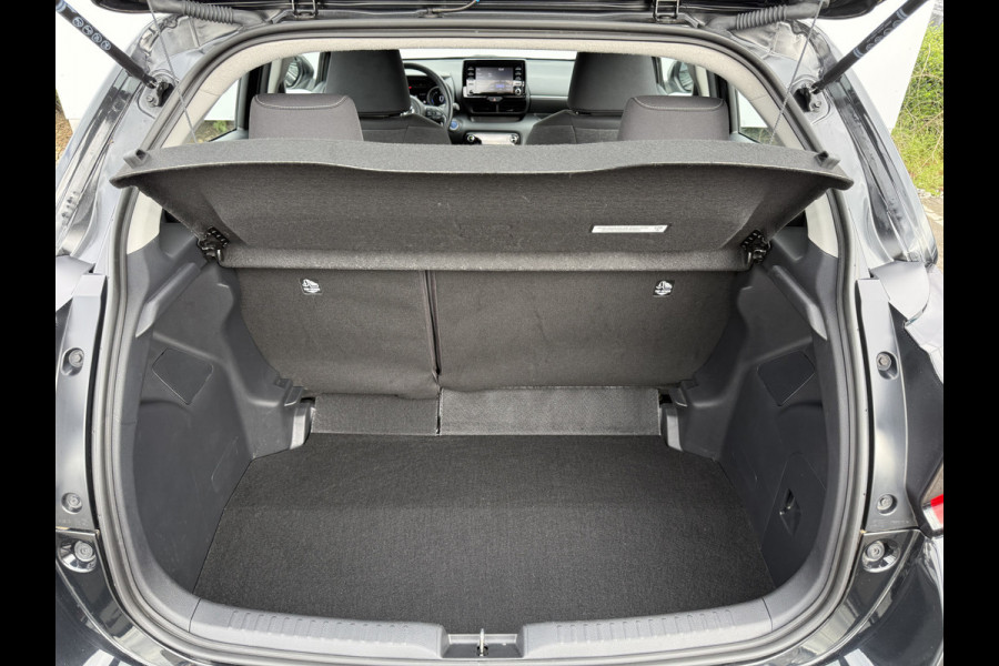 Toyota Yaris 1.5 Hybrid Dynamic | Trekhaak | CarPlay | ACC | Camera | Keyless | 16 inch