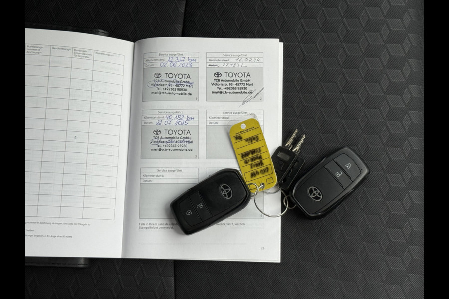 Toyota Yaris 1.5 Hybrid Dynamic | Trekhaak | CarPlay | ACC | Camera | Keyless | 16 inch