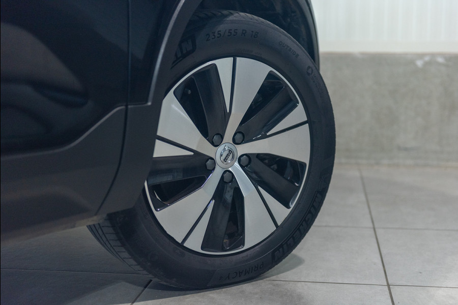 Volvo XC40 T4 Aut. Plug-in Hybrid Led Airco Navigatie Parkassist 211pk
