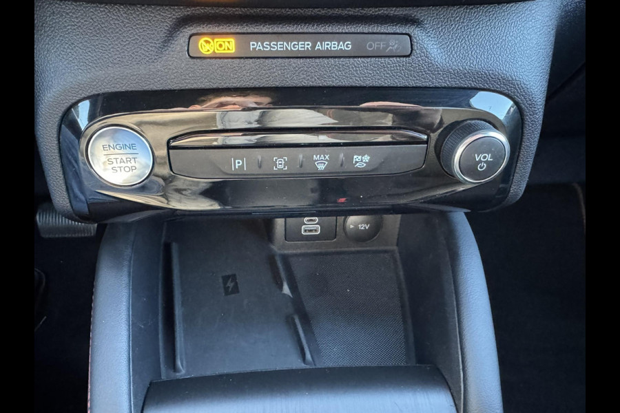 Ford Kuga 2.5 PHEV ST-Line 243pk | Nieuw Model! | Wegklapbare trekhaak | Winter Pack | 2.100kg Trekgewicht