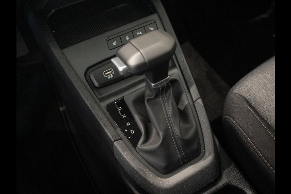 Kia Stonic 1.0 T-GDi MHEV DynamicLine | Op voorraad !| Stoel en stuurverwarming |