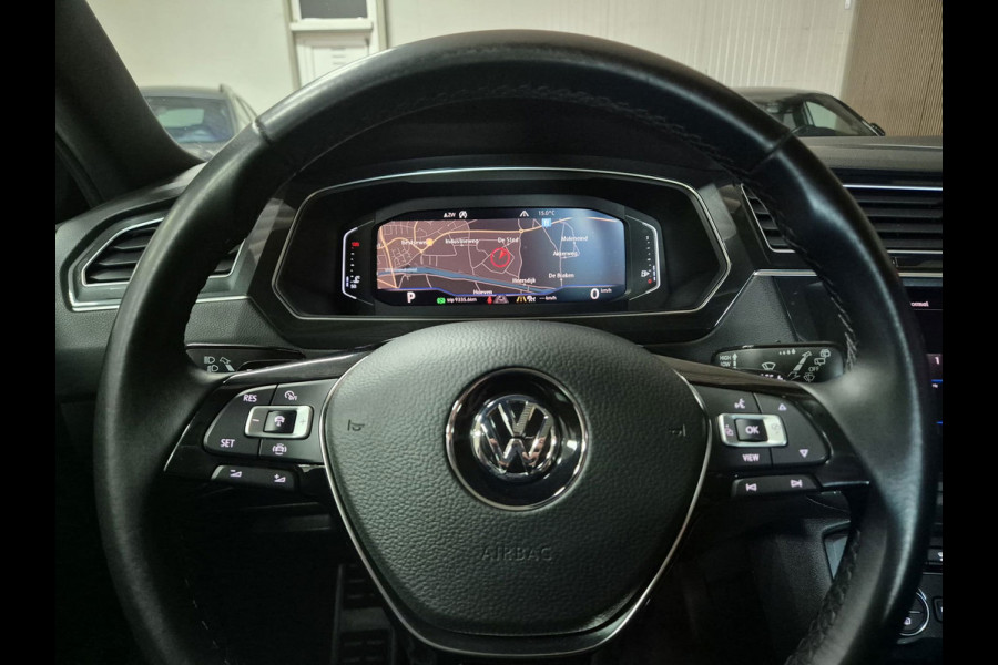 Volkswagen Tiguan 1.5 TSI ACT Highline Business R | Navi | Clima | Pano | Camera |