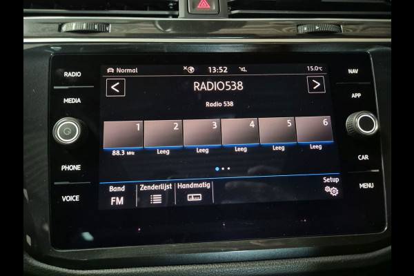 Volkswagen Tiguan 1.5 TSI ACT Highline Business R | Navi | Clima | Pano | Camera |