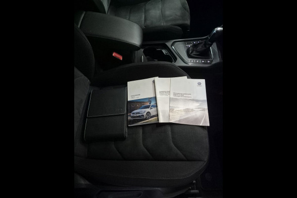 Volkswagen Tiguan 1.5 TSI ACT Highline Business R | Navi | Clima | Pano | Camera |
