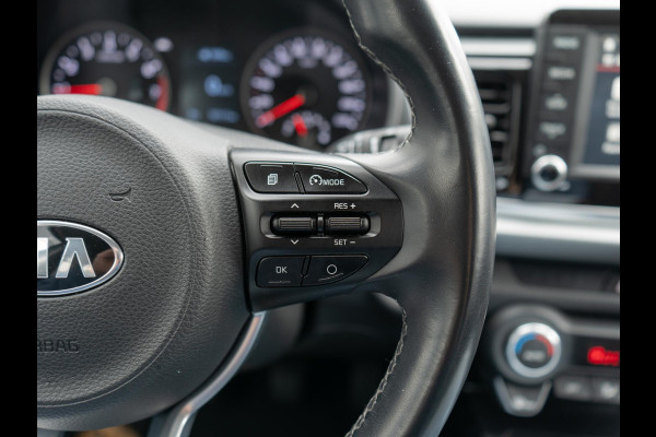 Kia Rio 1.0 TGDI DynamicPlusLine | Trekhaak | Navigatie | Climate control | Keyless | Getint glas | Armsteun | LED achterlichten | Lichtmetalen velgen
