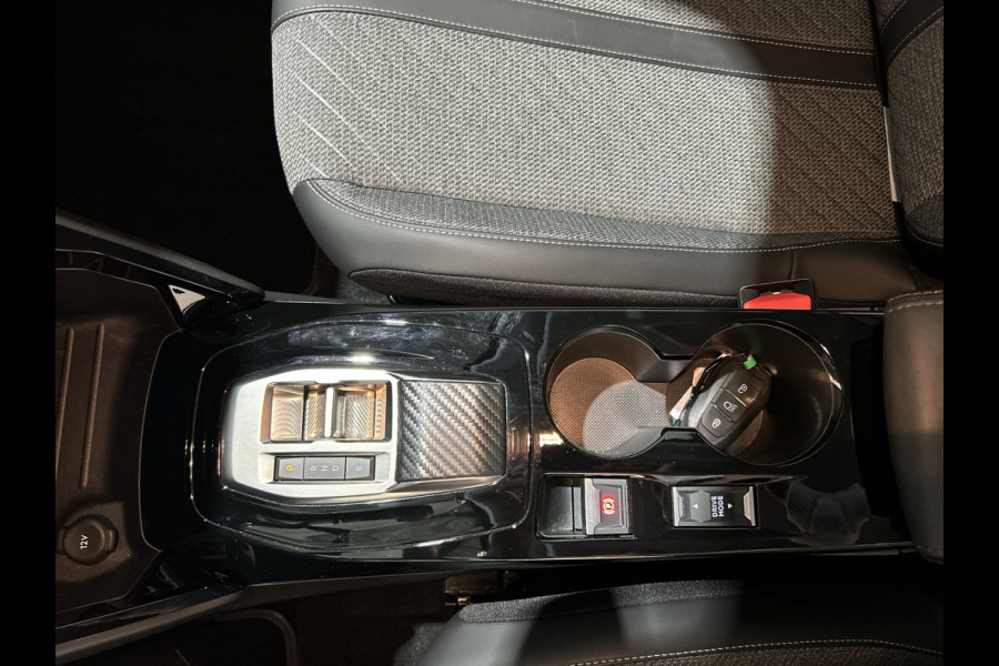 Peugeot e-208 EV Allure 50 kWh Warmtepomp | 3-fase lader | Apple carplay | SOH 99,9%