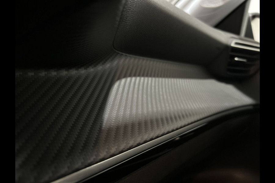 Peugeot e-208 EV Allure 50 kWh Warmtepomp | 3-fase lader | Apple carplay | SOH 99,9%