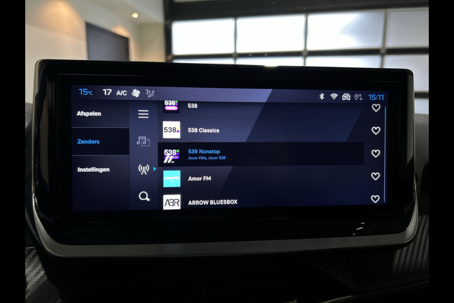 Peugeot e-208 EV Allure 50 kWh Warmtepomp | 3-fase lader | navigatie | achteruitrijcamera | SOH 99%