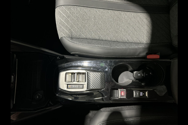 Peugeot e-208 EV Allure 50 kWh Warmtepomp | 3-fase lader | navigatie | achteruitrijcamera | SOH 99%