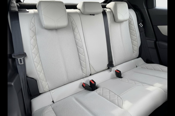 DS DS 3 Crossback 1.2 PT 130 EAT8 Grand Chic | Lederen interieur | Zeer compleet | Prijs is rijklaar