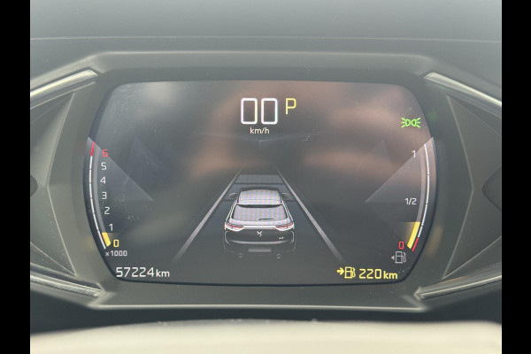 DS DS 3 Crossback 1.2 PT 130 EAT8 Grand Chic | Lederen interieur | Zeer compleet | Prijs is rijklaar