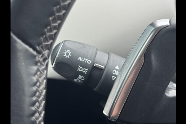 DS DS 3 Crossback 1.2 PT 130 EAT8 Grand Chic | Lederen interieur | Zeer compleet | Prijs is rijklaar