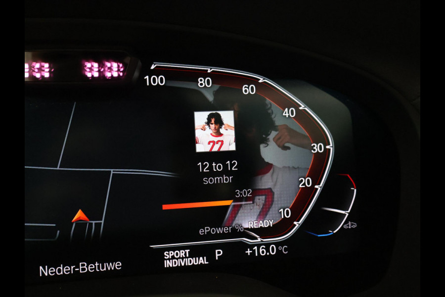 BMW iX3 80 kWh FACELIFT M-SPORT SOH 98,8% + TREKHAAK | SPORTSTOELEN LEDER | PANORAMA | ADAPTIVE CRUISE | MEMORY