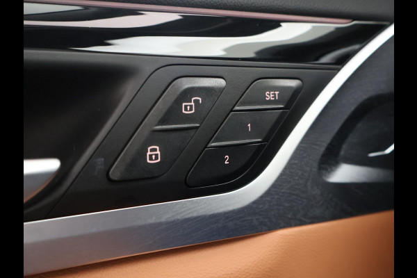 BMW iX3 80 kWh FACELIFT M-SPORT SOH 98,8% + TREKHAAK | SPORTSTOELEN LEDER | PANORAMA | ADAPTIVE CRUISE | MEMORY