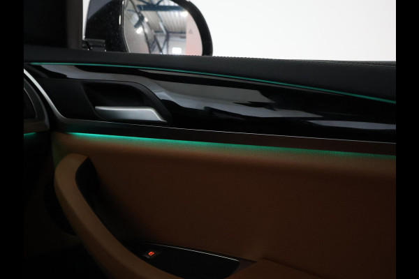 BMW iX3 80 kWh FACELIFT M-SPORT SOH 98,8% + TREKHAAK | SPORTSTOELEN LEDER | PANORAMA | ADAPTIVE CRUISE | MEMORY