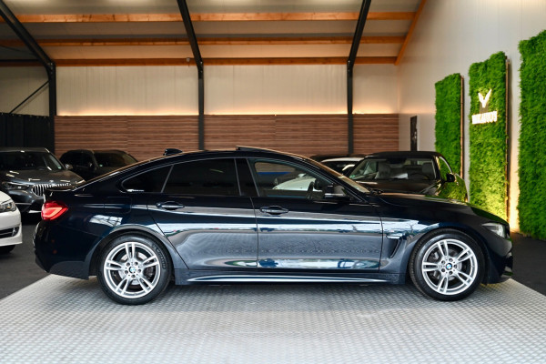 BMW 4 Serie Gran Coupé 420i M-Sport - Active Cruise Control - Schuifdak - Keyless Entry - HUD - Adaptieve LED Koplampen -