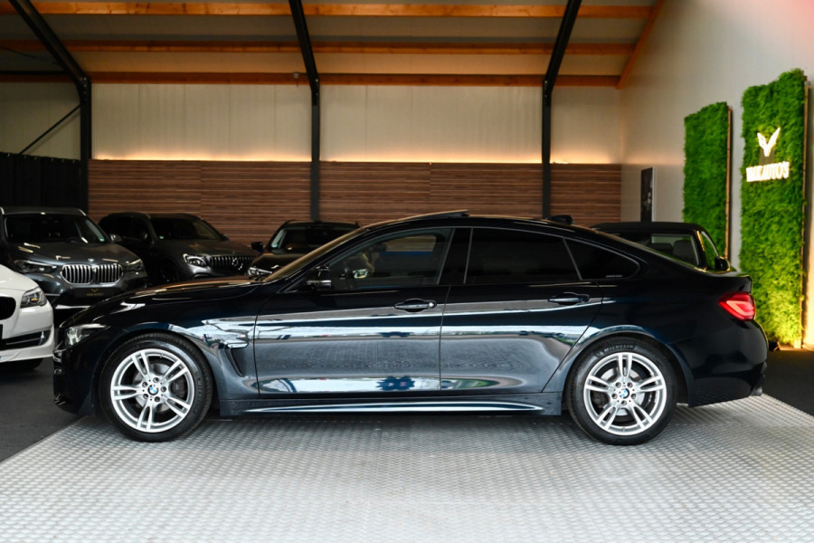 BMW 4 Serie Gran Coupé 420i M-Sport - Active Cruise Control - Schuifdak - Keyless Entry - HUD - Adaptieve LED Koplampen -