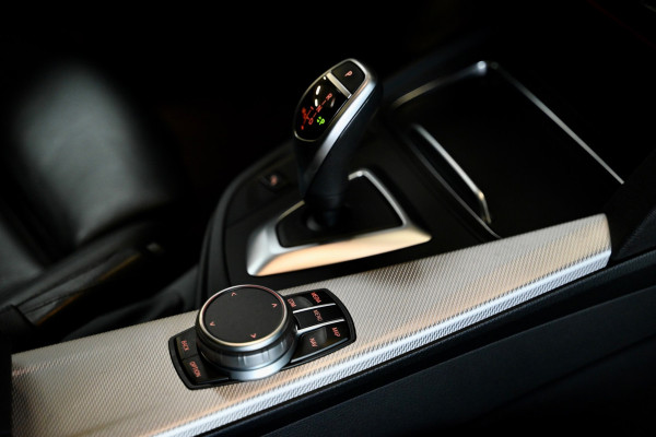 BMW 4 Serie Gran Coupé 420i M-Sport - Active Cruise Control - Schuifdak - Keyless Entry - HUD - Adaptieve LED Koplampen -