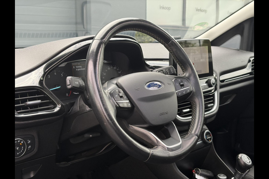 Ford Fiesta 1.0 EcoBoost Titanium 2e Eigenaar,Pano,Camera,Navi,PDC V+A,Carplay,Clima,Cruise,Dealer Onderhouden,6 Bak,N.A.P,102pk,Lm velgen,Apk tot 02-2027