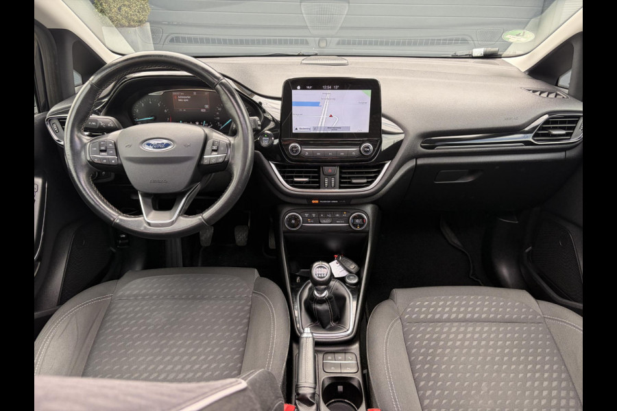Ford Fiesta 1.0 EcoBoost Titanium 2e Eigenaar,Pano,Camera,Navi,PDC V+A,Carplay,Clima,Cruise,Dealer Onderhouden,6 Bak,N.A.P,102pk,Lm velgen,Apk tot 02-2027