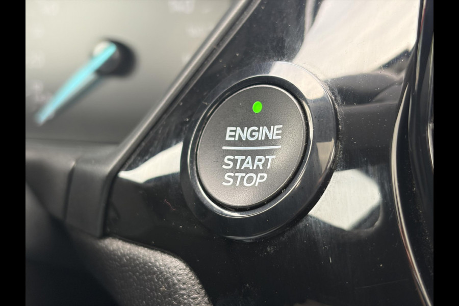 Ford Fiesta 1.0 EcoBoost Titanium 2e Eigenaar,Pano,Camera,Navi,PDC V+A,Carplay,Clima,Cruise,Dealer Onderhouden,6 Bak,N.A.P,102pk,Lm velgen,Apk tot 02-2027