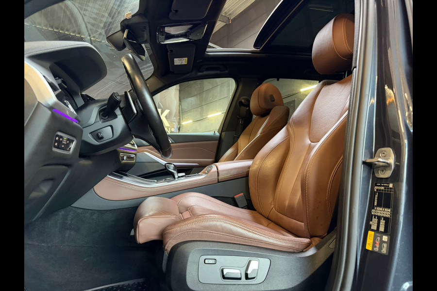 BMW X5 XDrive45e High Executive M-SPORT|PANO|HuD|H&K|360CAM|KEYLESS|TREKHAAK|AUTOPILOT|DEALER ONDERHOUDEN|SFEERVERLICHTING|VOL!
