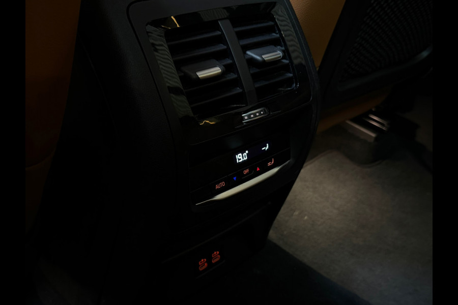 BMW X3 XDrive30e High Executive M-SPORT|PANO|HuD|LASER|KEYLESS|CARPLAY|SFEERVERLICHTING|LANE ASSIST|PLUG IN HYBRIDE|292PK|VOL!