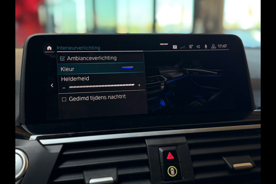 BMW X3 XDrive30e High Executive M-SPORT|PANO|HuD|LASER|KEYLESS|CARPLAY|SFEERVERLICHTING|LANE ASSIST|PLUG IN HYBRIDE|292PK|VOL!