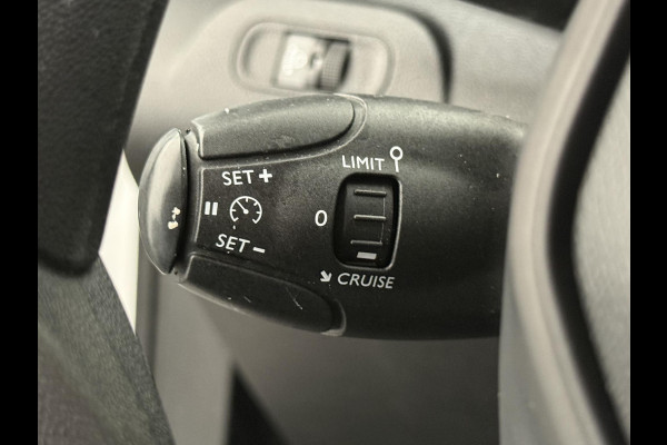Peugeot Partner 1.5 BlueHDI Premium Airco App-connect Parkeersensoren Trekhaak