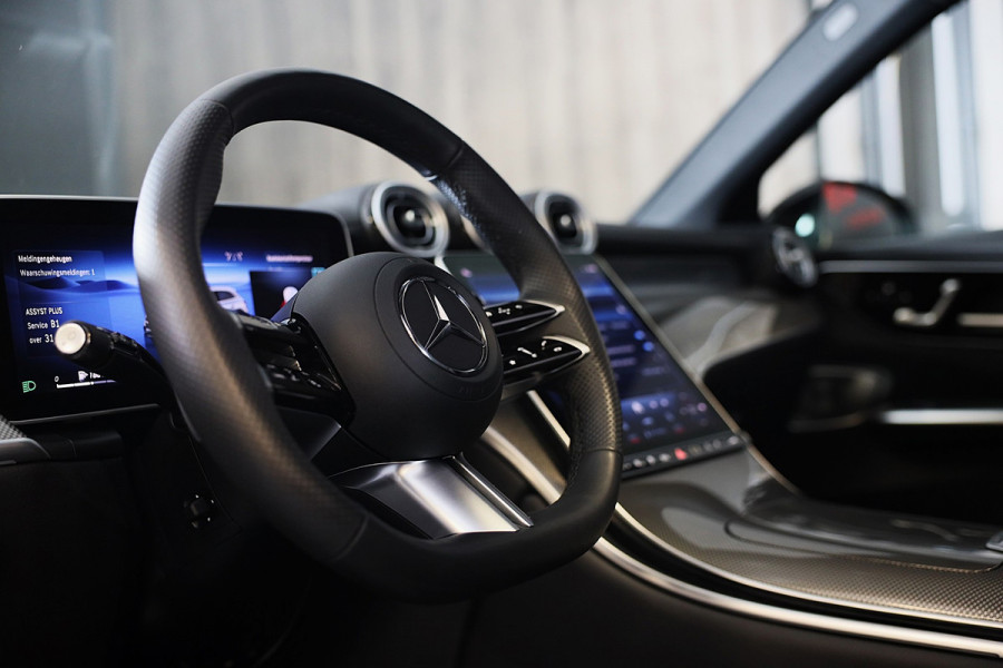 Mercedes-Benz GLC 300e 4MATIC AMG 63 Look / Memory / Digital Cockpit / Open Pano / 360 Camera / Acc / Trekhaak / Led / 21 I
