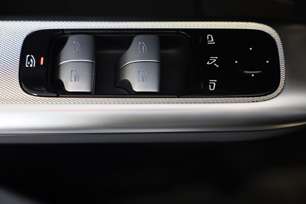 Mercedes-Benz GLC 300e 4MATIC AMG 63 Look / Memory / Digital Cockpit / Open Pano / 360 Camera / Acc / Trekhaak / Led / 21 I