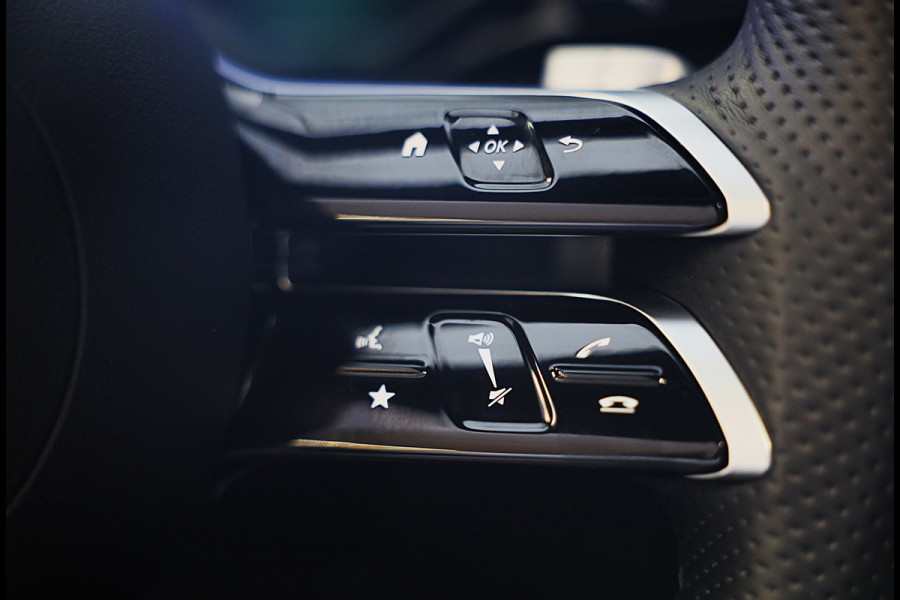 Mercedes-Benz GLC 300e 4MATIC AMG 63 Look / Memory / Digital Cockpit / Open Pano / 360 Camera / Acc / Trekhaak / Led / 21 I