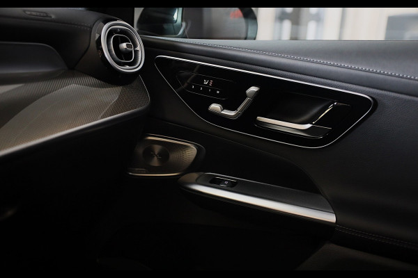 Mercedes-Benz GLC 300e 4MATIC AMG 63 Look / Memory / Digital Cockpit / Open Pano / 360 Camera / Acc / Trekhaak / Led / 21 I