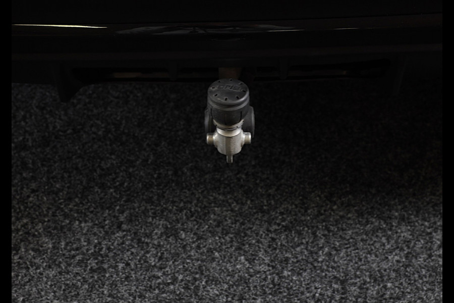 Mercedes-Benz GLC 300e 4MATIC AMG 63 Look / Memory / Digital Cockpit / Open Pano / 360 Camera / Acc / Trekhaak / Led / 21 I