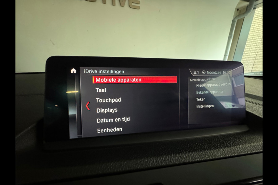 BMW 1-serie M140i xDrive Executive Harman Kardon|Volleder