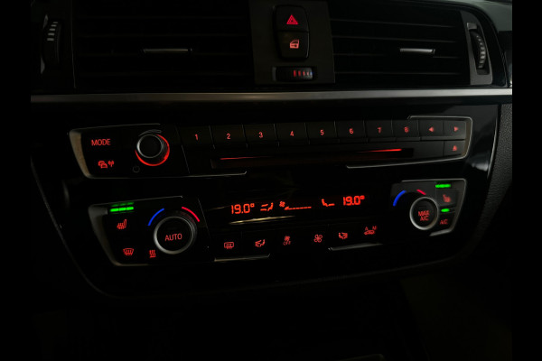 BMW 1-serie M140i xDrive Executive Harman Kardon|Volleder
