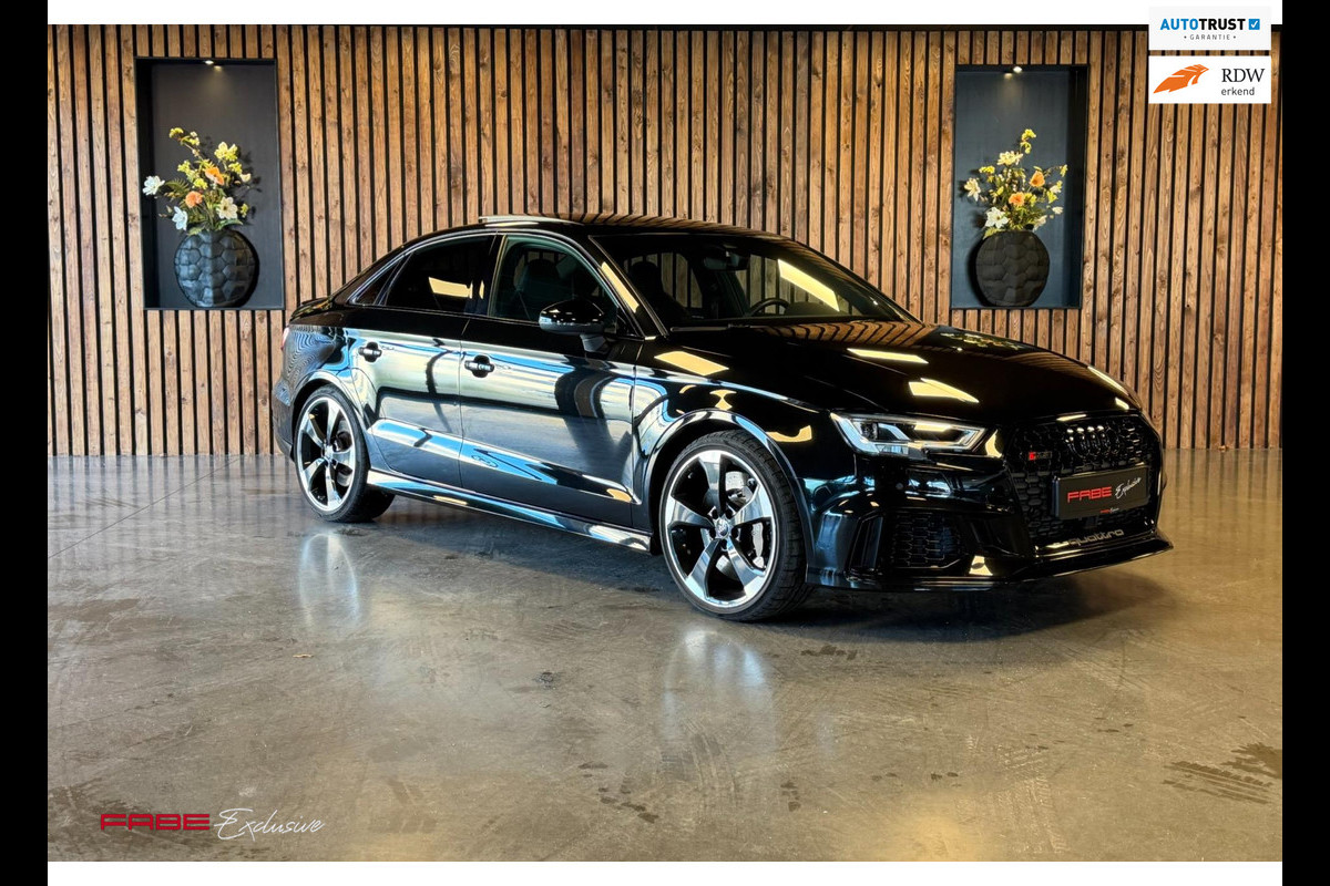 Audi A3 Limousine 2.5 TFSI RS 3 quattro/Panorama/Camera/Cobra Stoelen/Lane assist/adaptive cr.